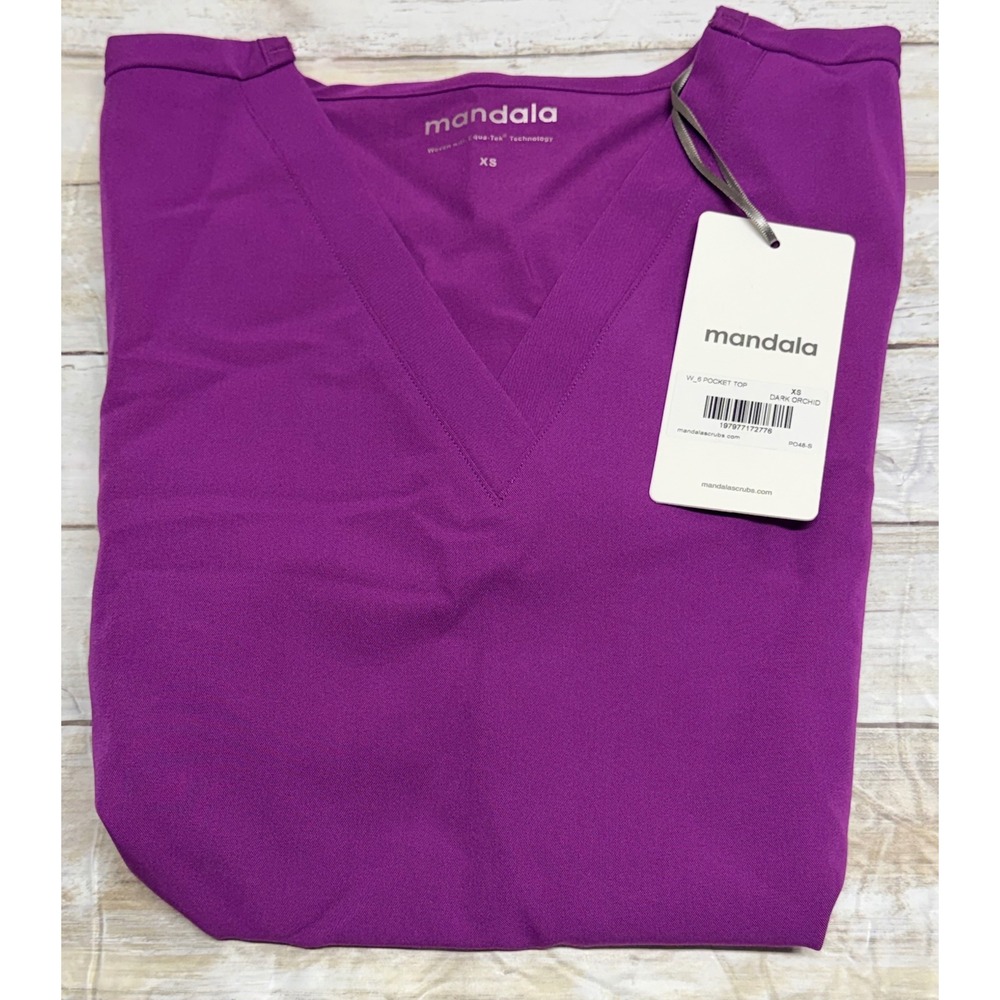 Mandala Womens 6 Pocket Scrub Top Dark Orchid Purple V-Neck Size XS NWT
